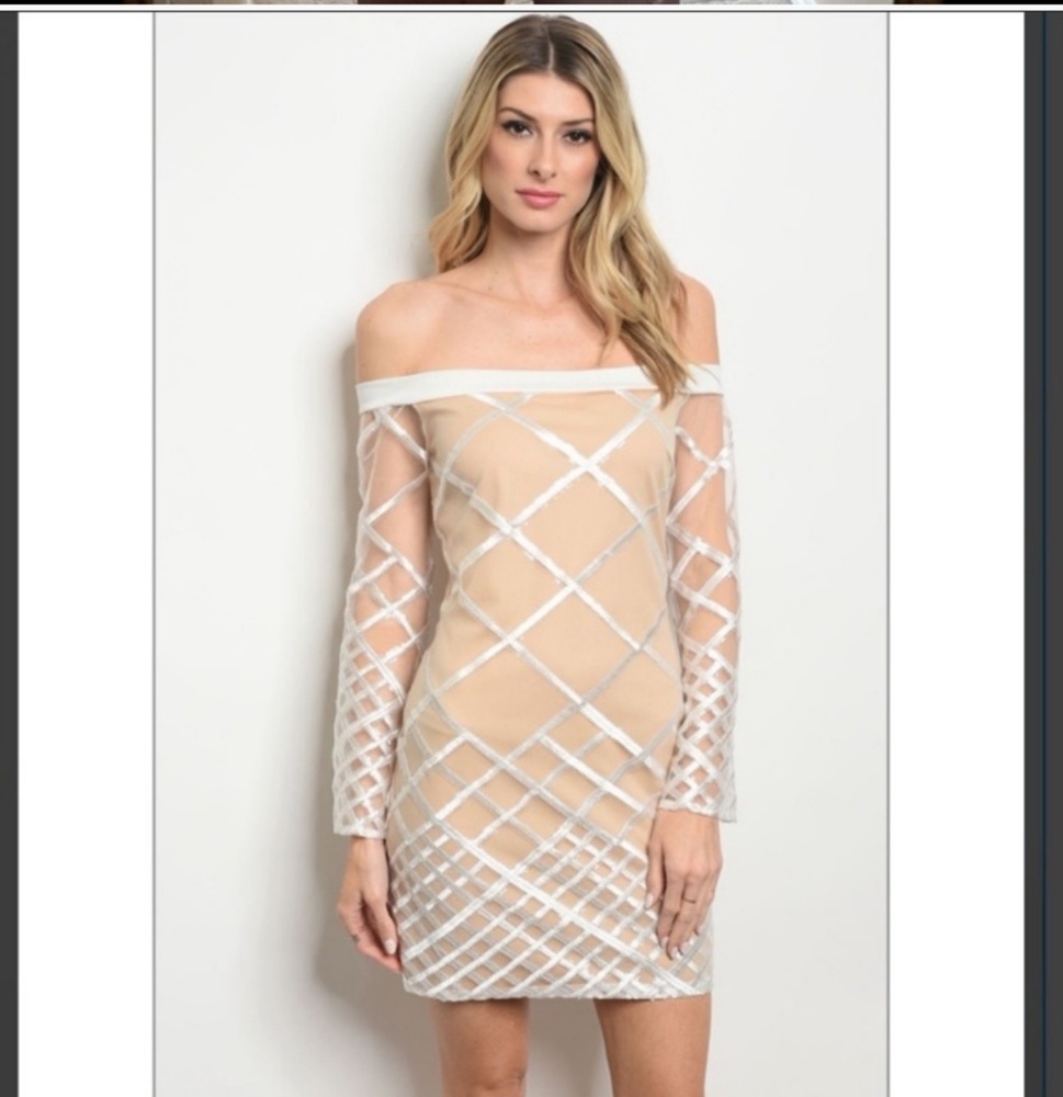 White nude and sequin illusion off the shoulder - Picture 3 of 14